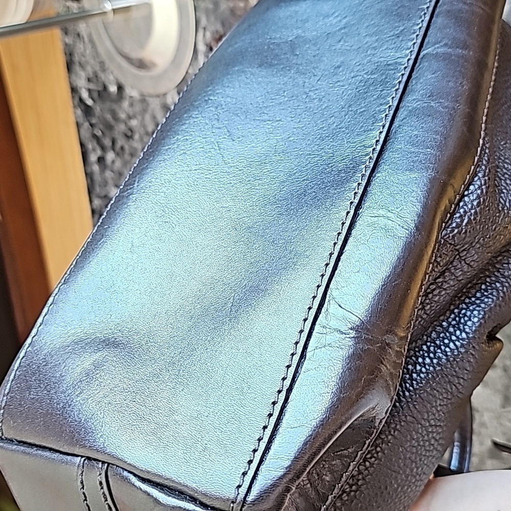 Burberry Hepburn Tote Bag - Picture 11 of 16